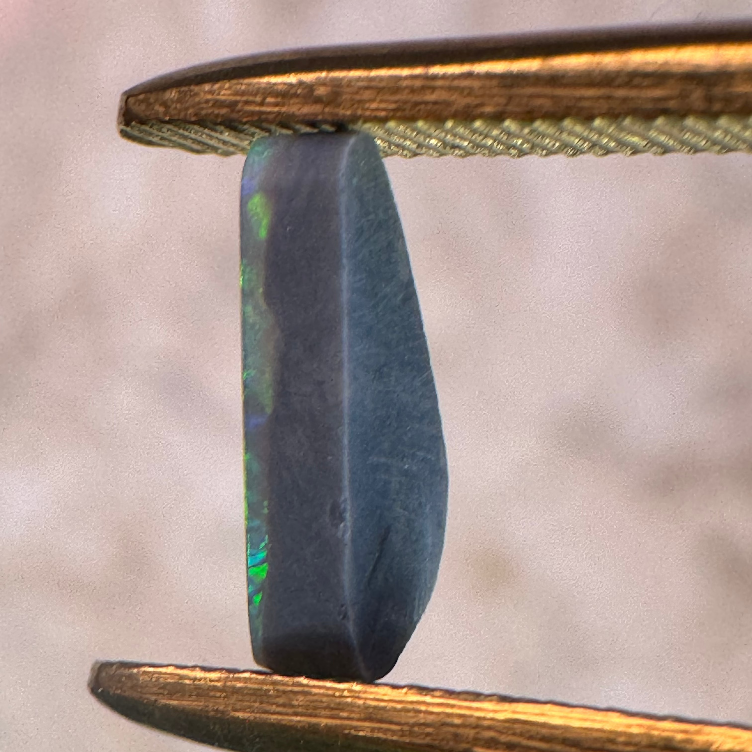 Black Opal // 1.8 carats