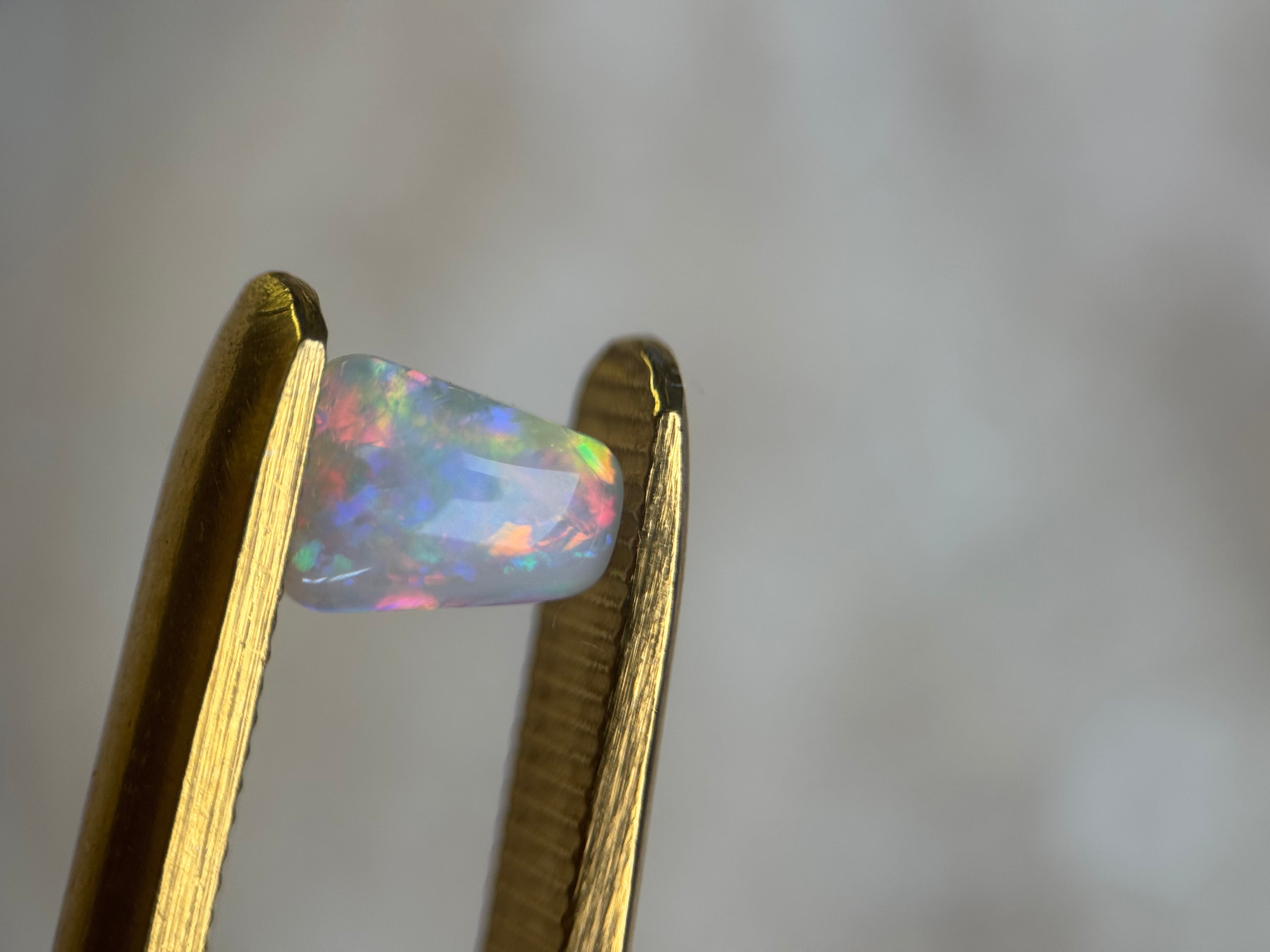 Lightning Ridge Crystal // 0.65 carats