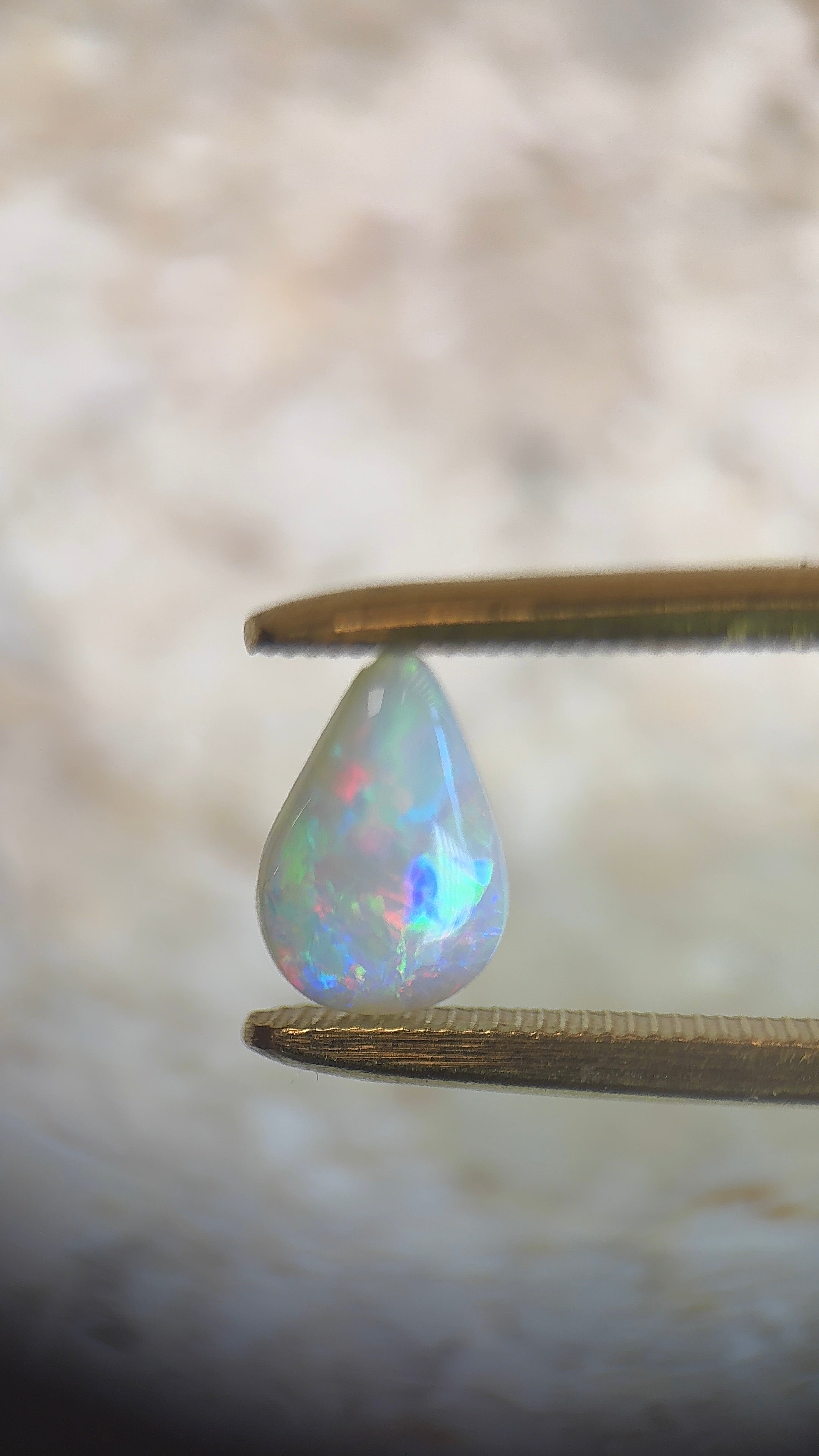 Crystal Teardrop // 3.05 carats